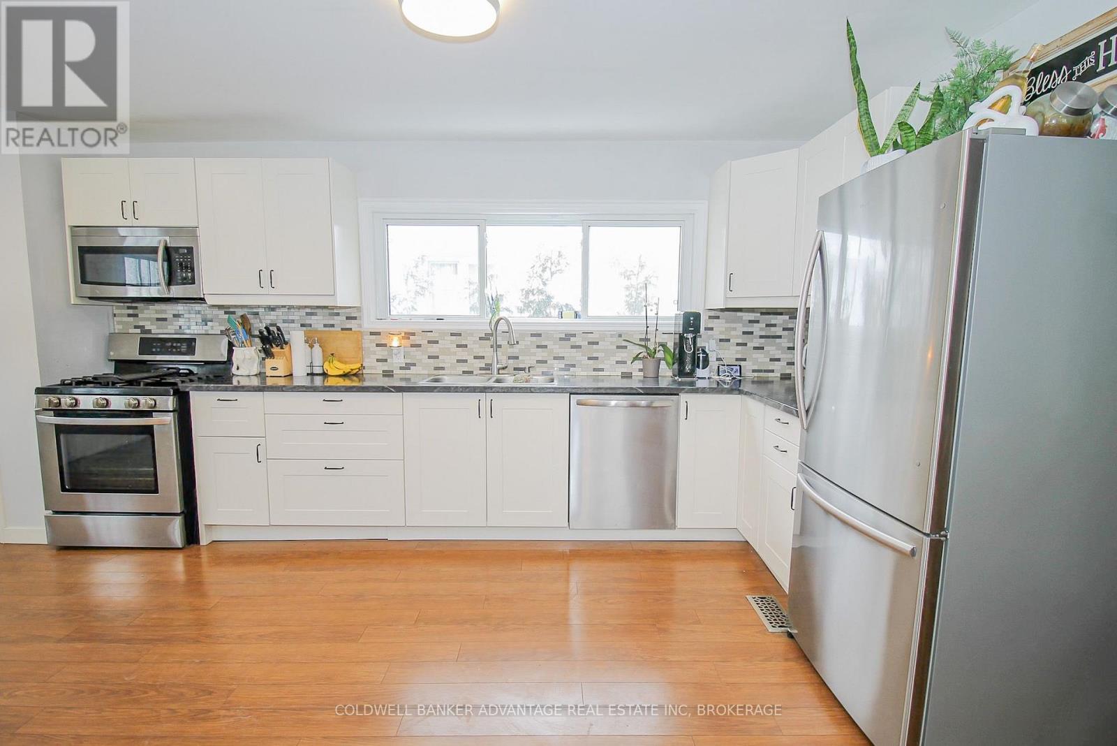 13 Alberta Street, Welland, Ontario  L3B 2V6 - Photo 6 - X13769924