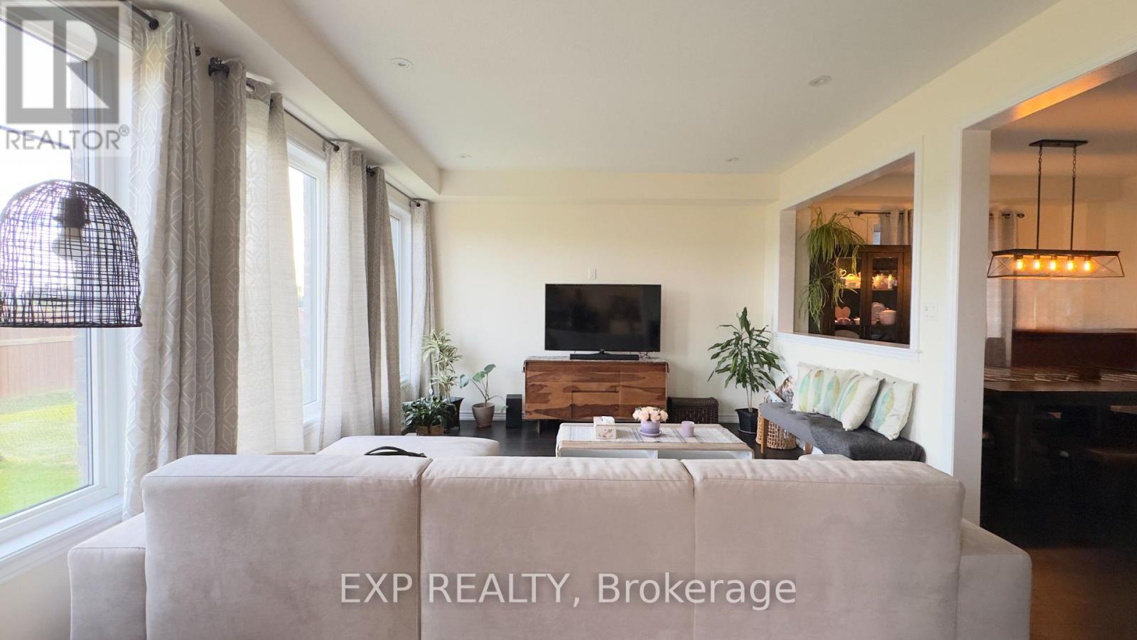 190 Explorer Way, Thorold, Ontario  L2V 0K3 - Photo 7 - X13770206