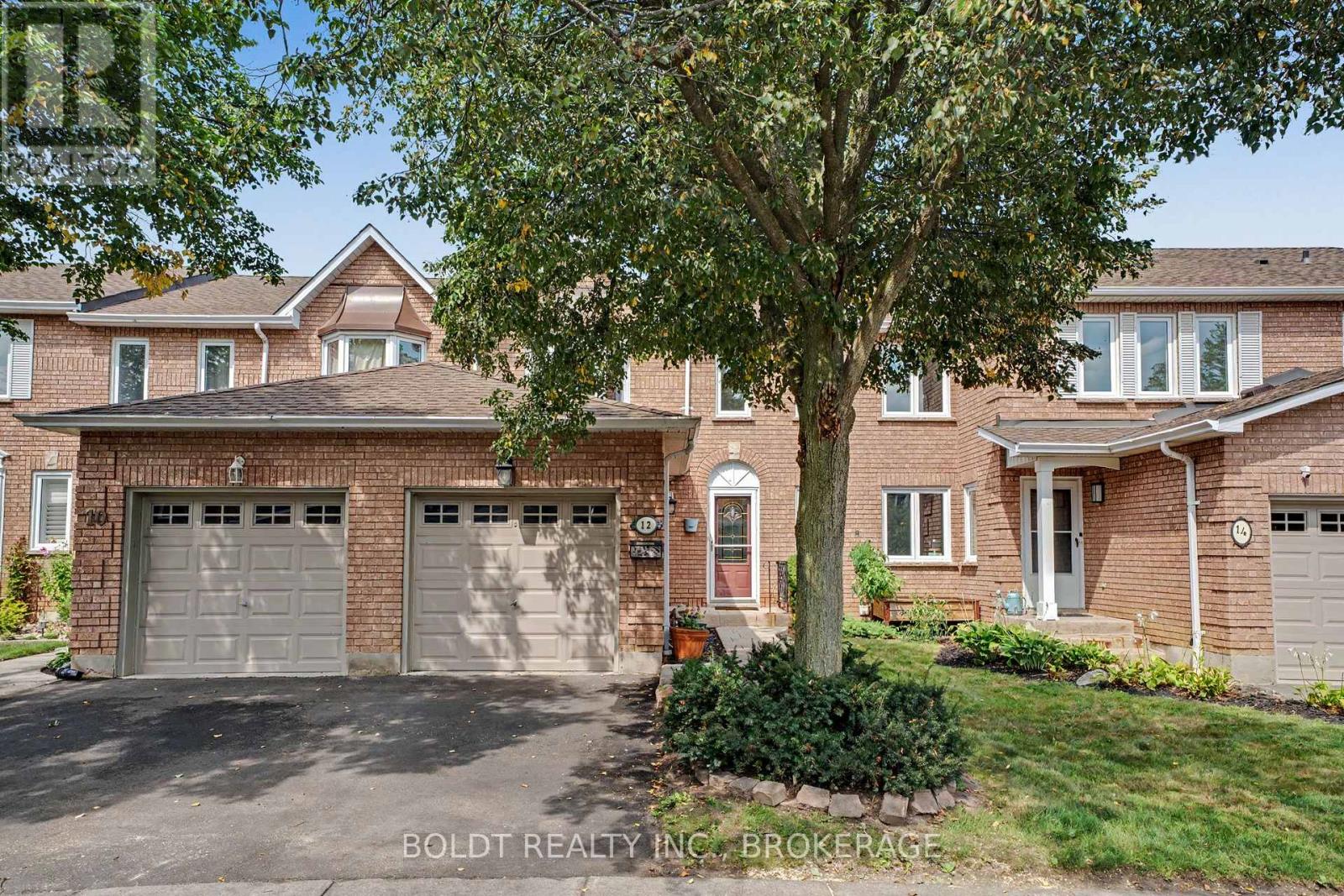 12 - 7 DAVIDSON BOULEVARD, Hamilton, Ontario