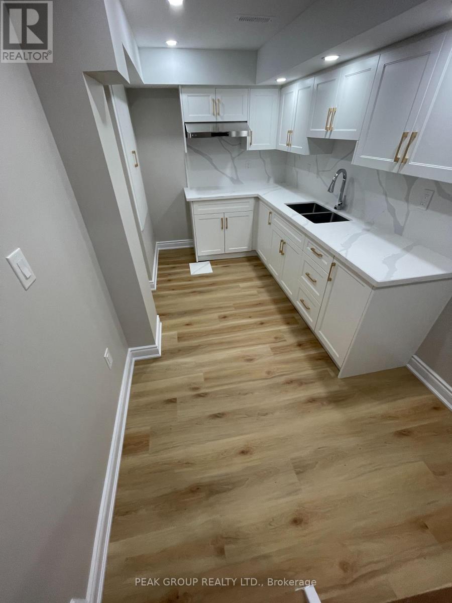 Lower - 21 Keelson Street, Welland, Ontario  L3B 0M2 - Photo 4 - X13770388