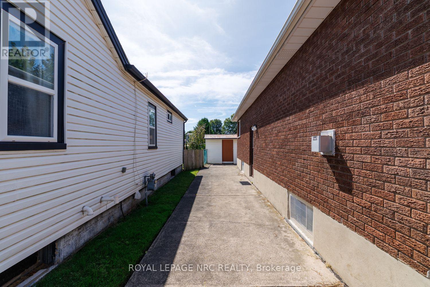 6350 Ash Street, Niagara Falls, Ontario  L2G 2H5 - Photo 3 - X13770510