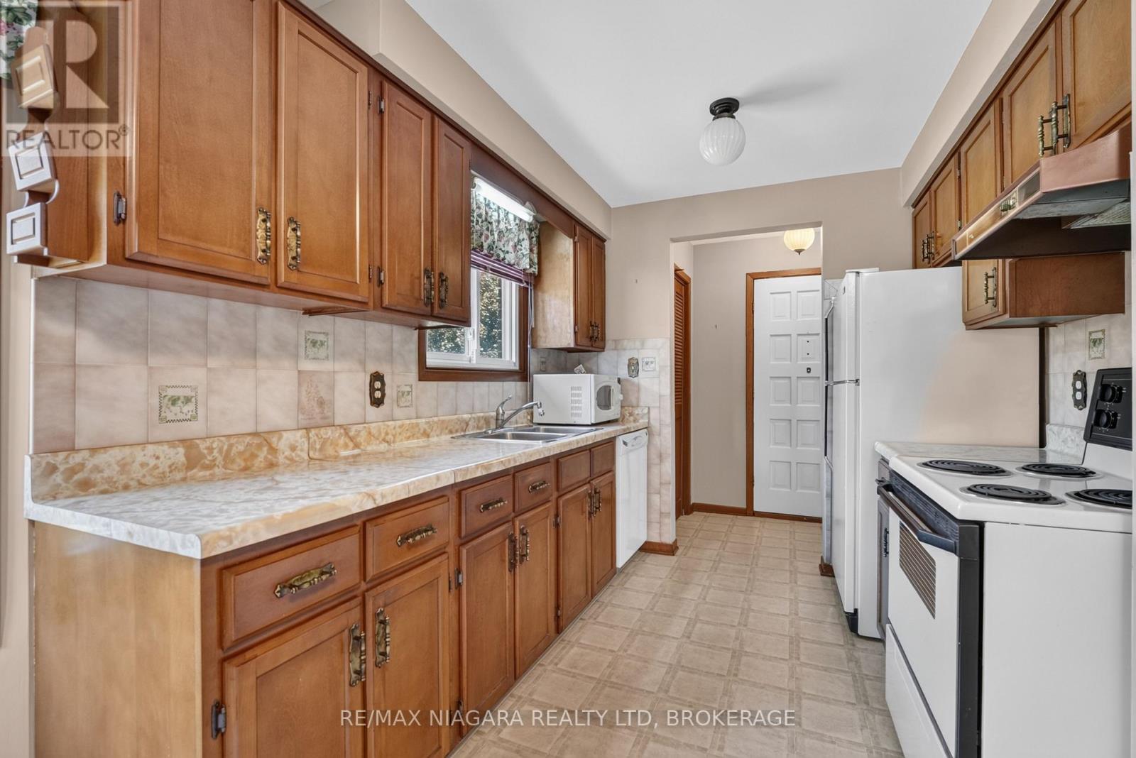 5777 Sunnylea Crescent, Niagara Falls, Ontario  L2G 2S1 - Photo 12 - X13771174