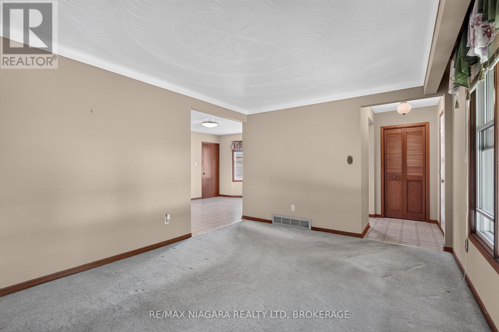 5777 Sunnylea Crescent, Niagara Falls, Ontario  L2G 2S1 - Photo 18 - X13771174