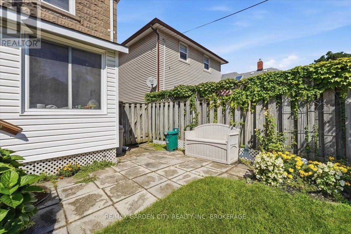 70 Lowell Avenue, St. Catharines, Ontario  L3R 2E1 - Photo 28 - X13771374