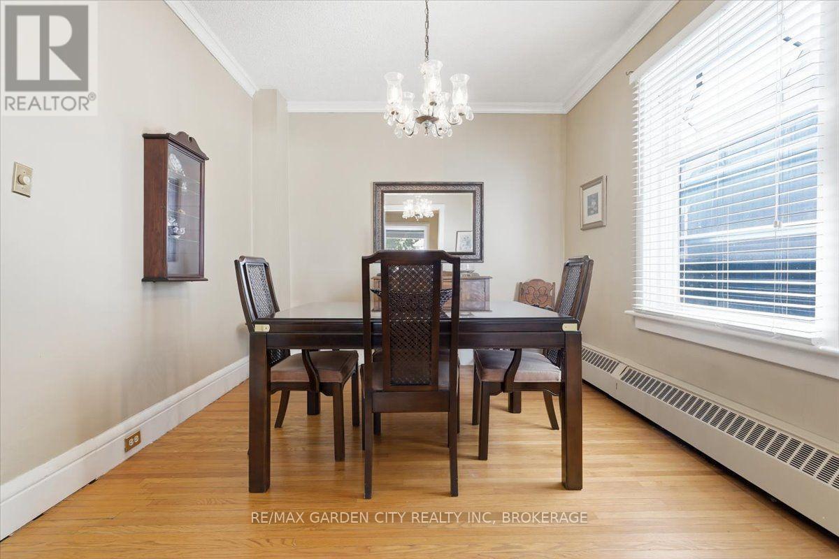 70 Lowell Avenue, St. Catharines, Ontario  L3R 2E1 - Photo 9 - X13771374