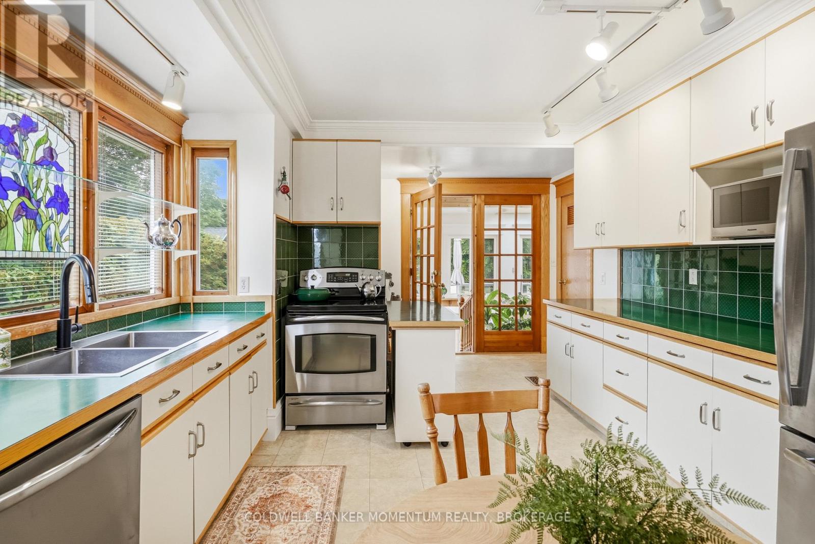 3973 St Peter Avenue, Niagara Falls, Ontario  L2J 2N9 - Photo 7 - X13771574