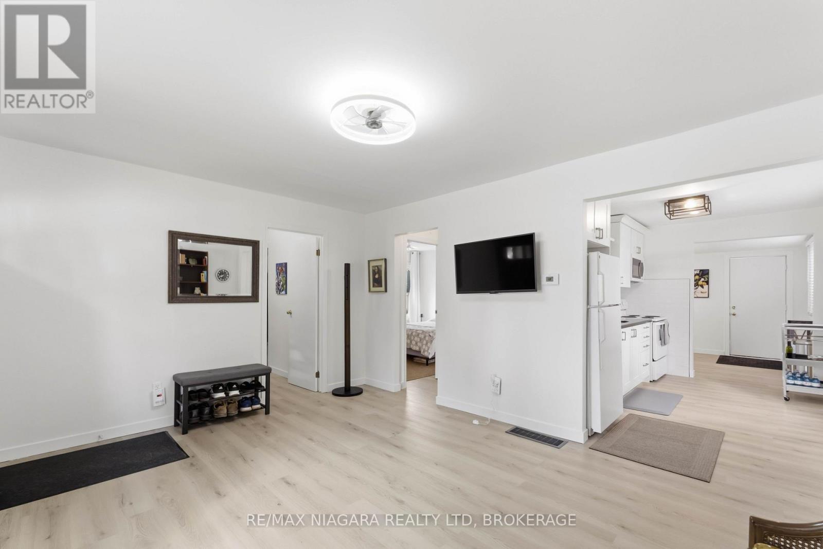 6317 Churchill Street, Niagara Falls, Ontario  L2G 2X5 - Photo 5 - X13771578