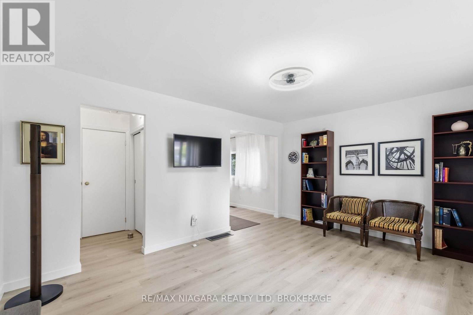 6317 Churchill Street, Niagara Falls, Ontario  L2G 2X5 - Photo 6 - X13771578