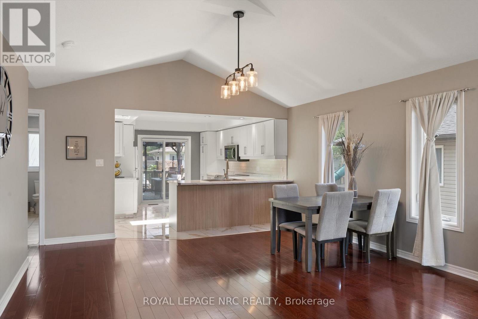 346 Clare Avenue, Welland, Ontario  L3C 5R2 - Photo 4 - X13772056