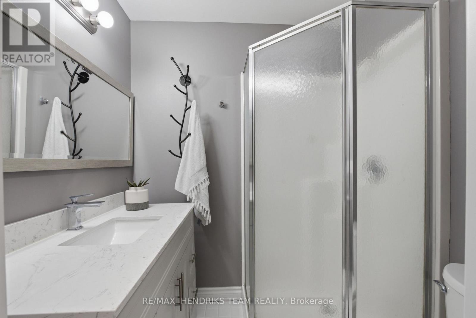 26 Countryside Drive, St. Catharines, Ontario  L2W 1C3 - Photo 30 - X13772306