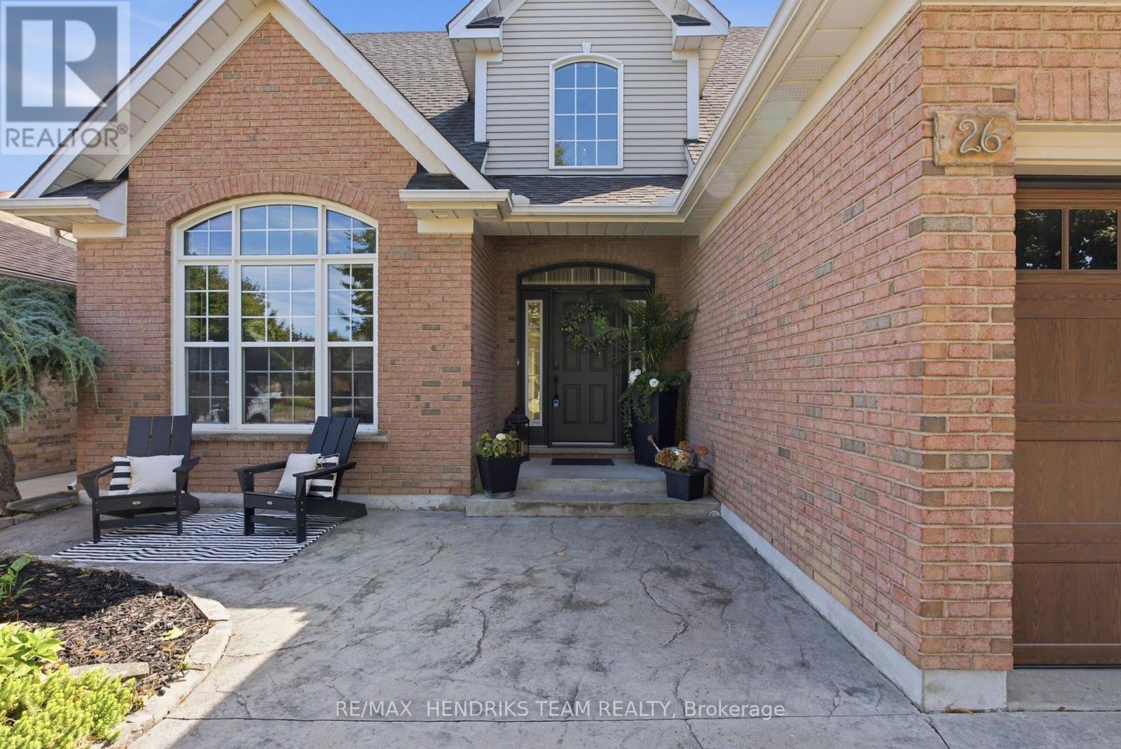 26 Countryside Drive, St. Catharines, Ontario  L2W 1C3 - Photo 4 - X13772306