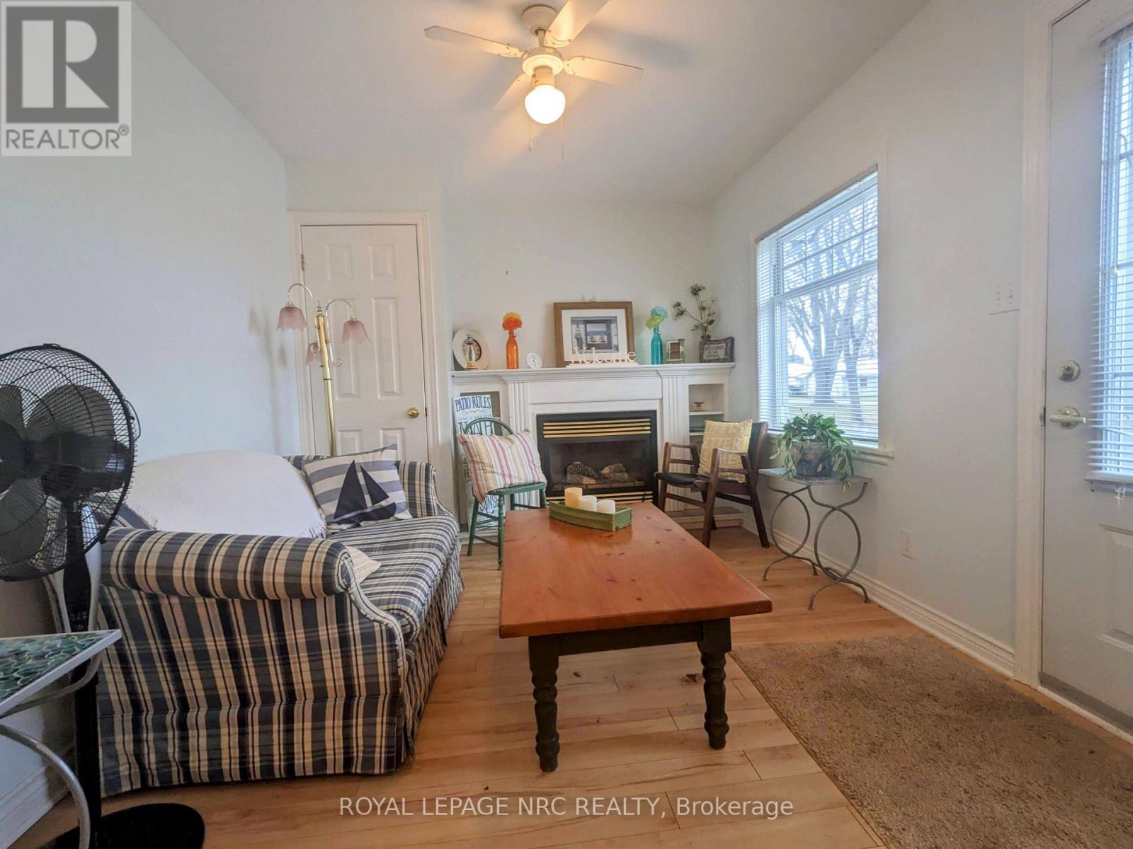 B - 370 Beechwood Avenue, Fort Erie, Ontario  L0S 1B0 - Photo 3 - X13772488