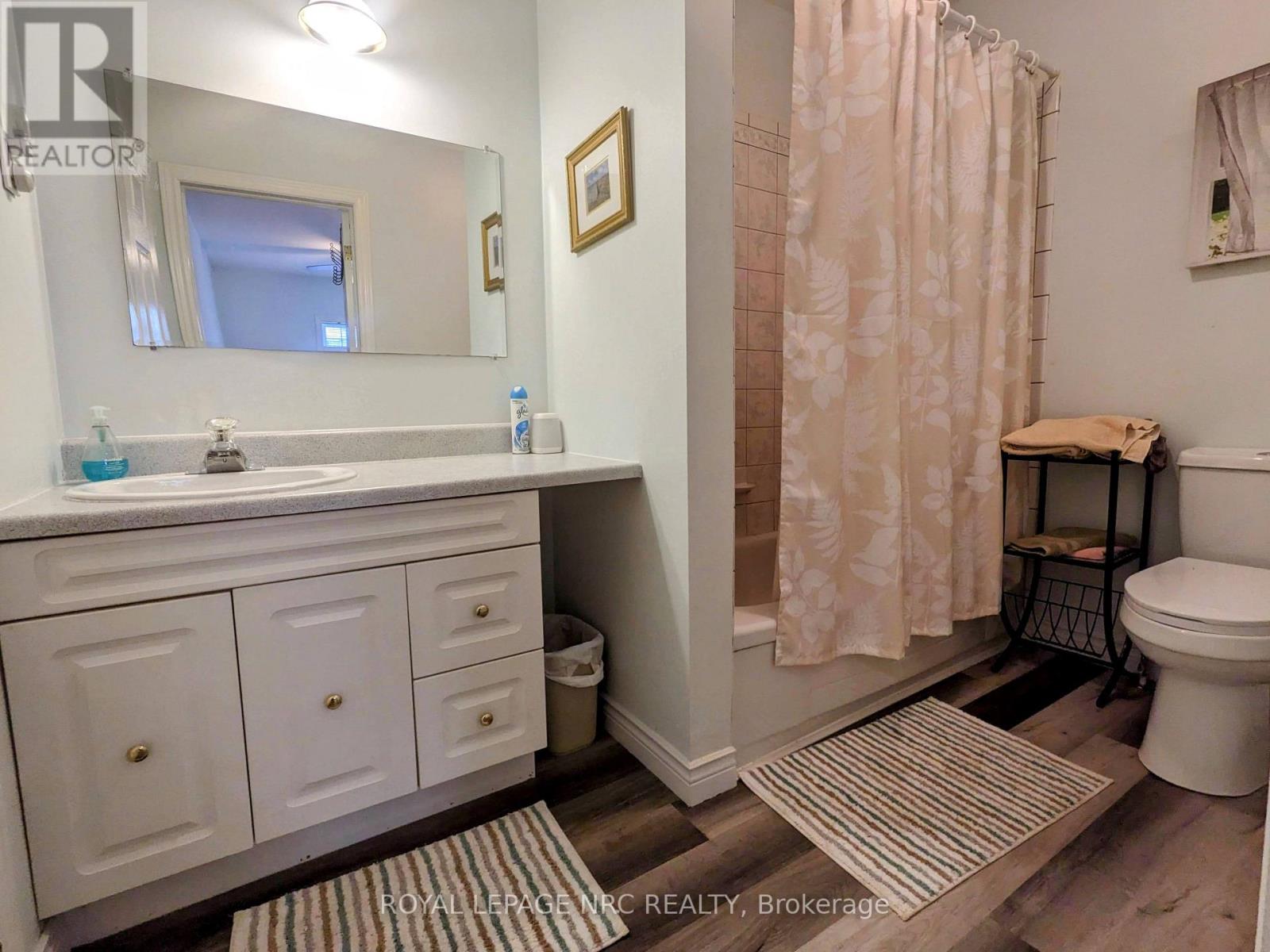 B - 370 Beechwood Avenue, Fort Erie, Ontario  L0S 1B0 - Photo 8 - X13772488