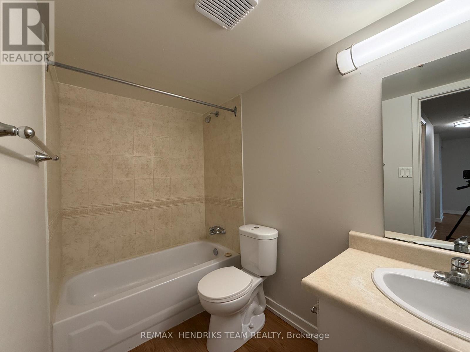 B401 - 80 Rockwood Avenue, St. Catharines, Ontario  L2P 3P2 - Photo 13 - X13772694