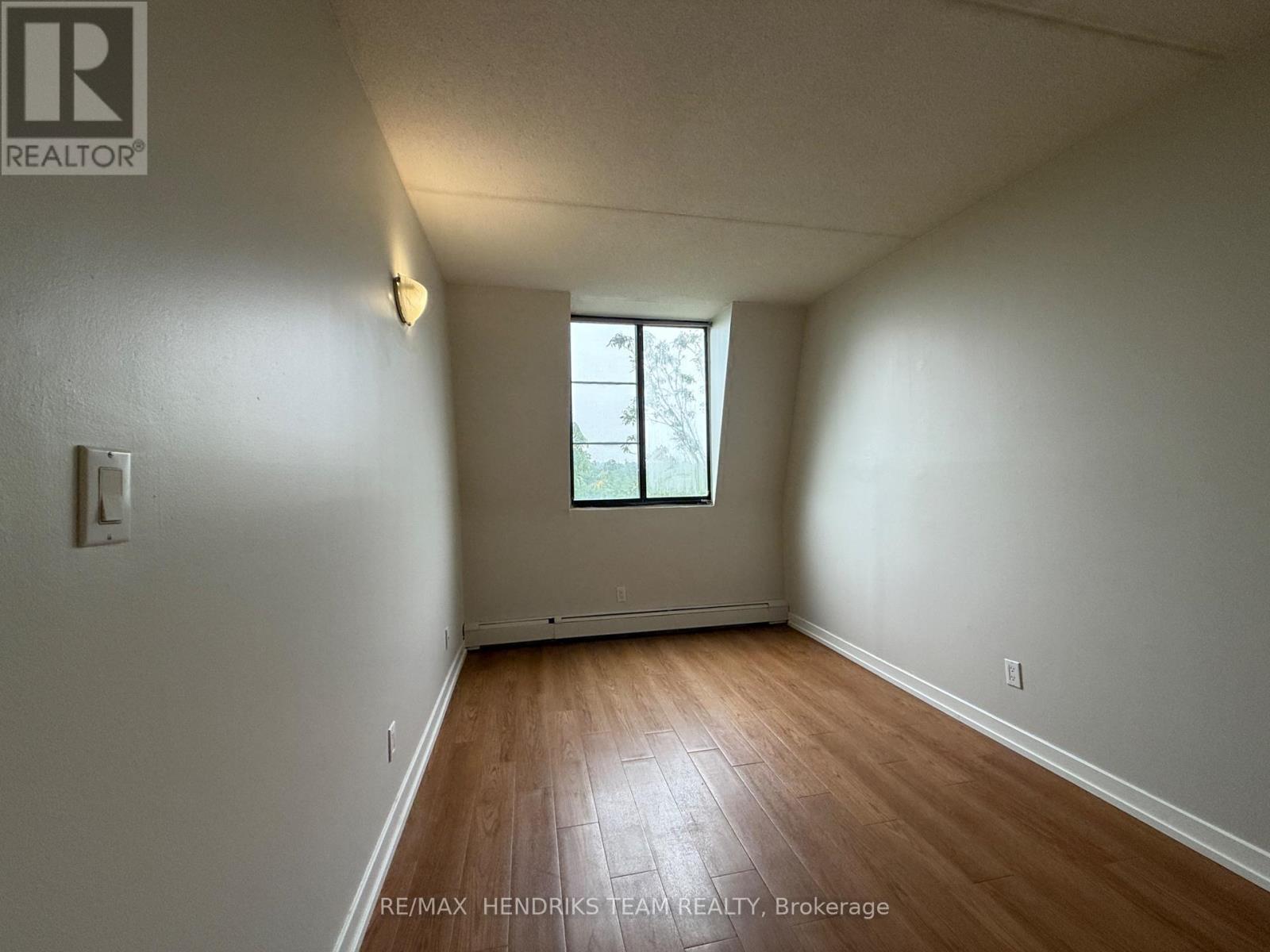 B401 - 80 Rockwood Avenue, St. Catharines, Ontario  L2P 3P2 - Photo 6 - X13772694
