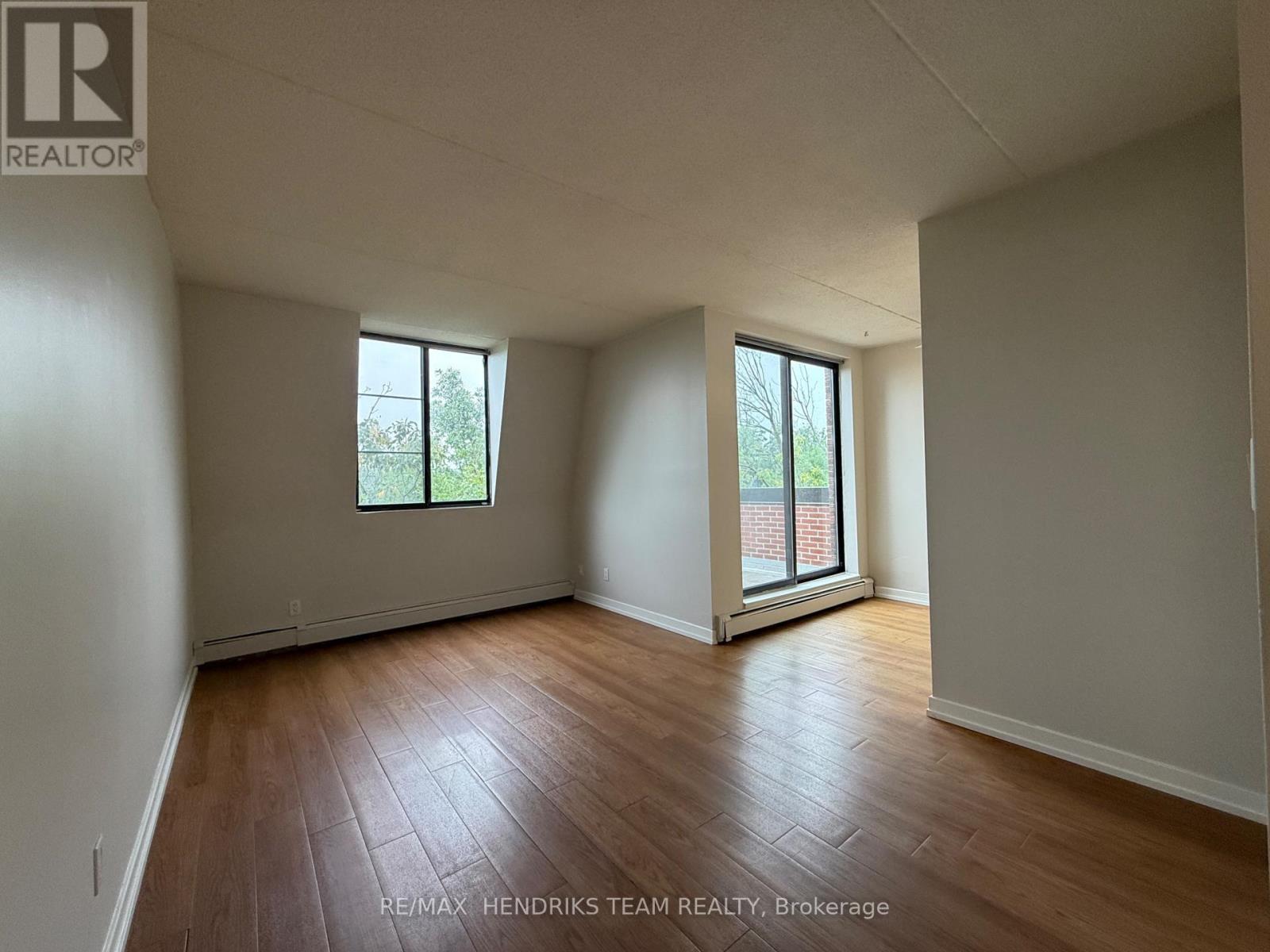 B401 - 80 Rockwood Avenue, St. Catharines, Ontario  L2P 3P2 - Photo 7 - X13772694