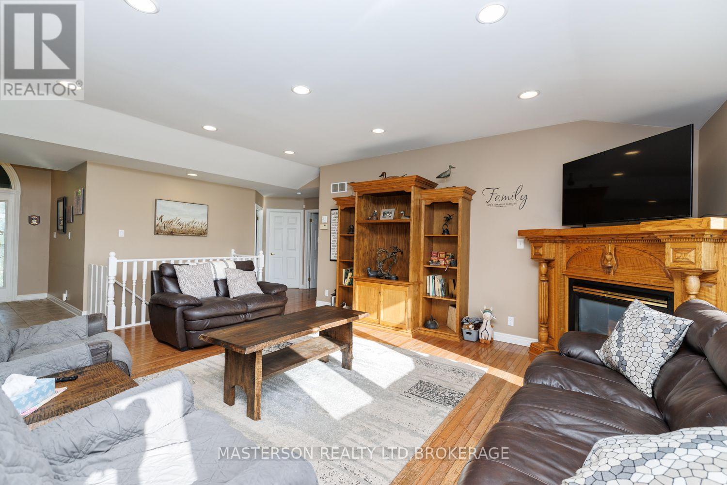 14064 King Road, Niagara Falls, Ontario  L2E 6S6 - Photo 10 - X13772774