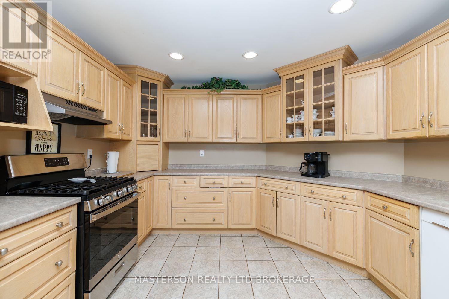 14064 King Road, Niagara Falls, Ontario  L2E 6S6 - Photo 13 - X13772774