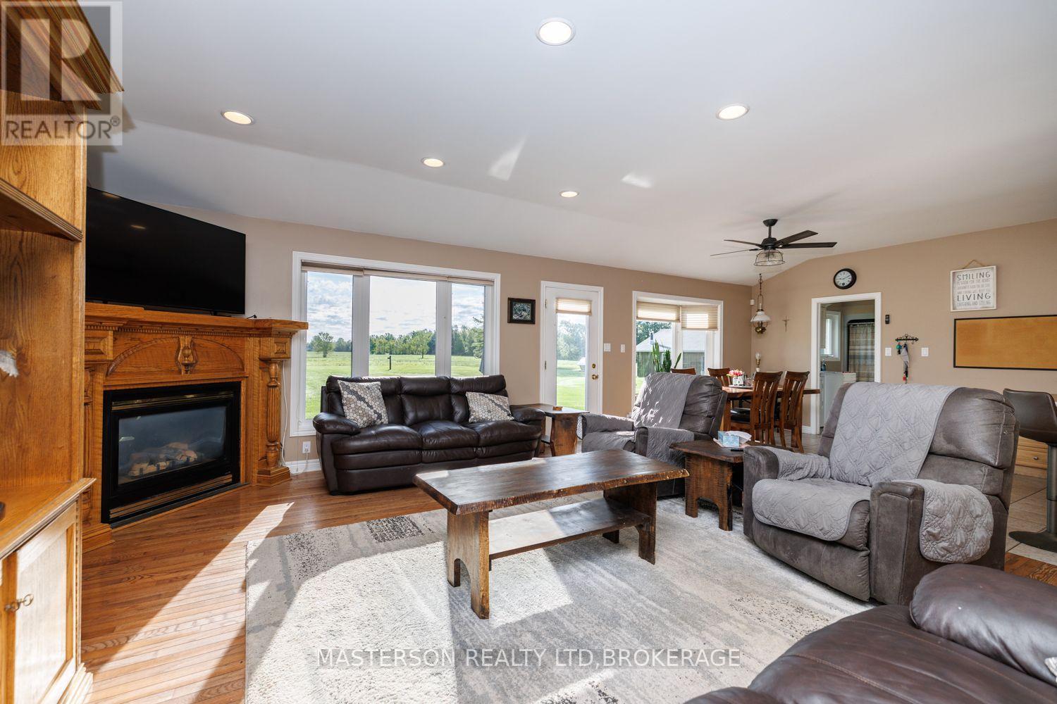 14064 King Road, Niagara Falls, Ontario  L2E 6S6 - Photo 9 - X13772774