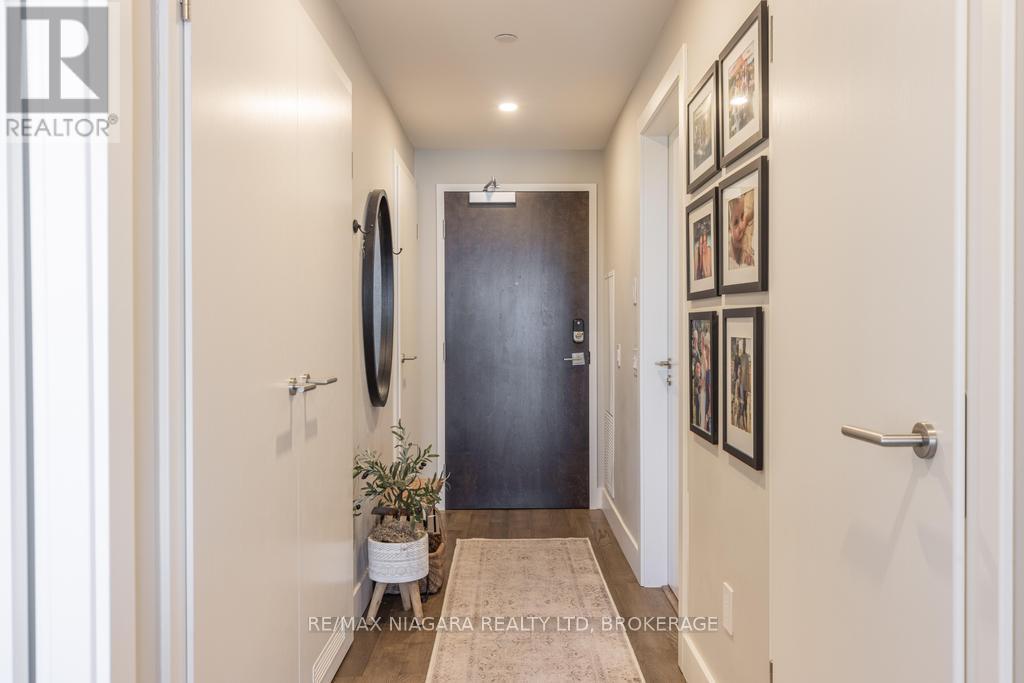 302 - 57 Lakeport Road, St. Catharines, Ontario  L2N 4P6 - Photo 3 - X13772970