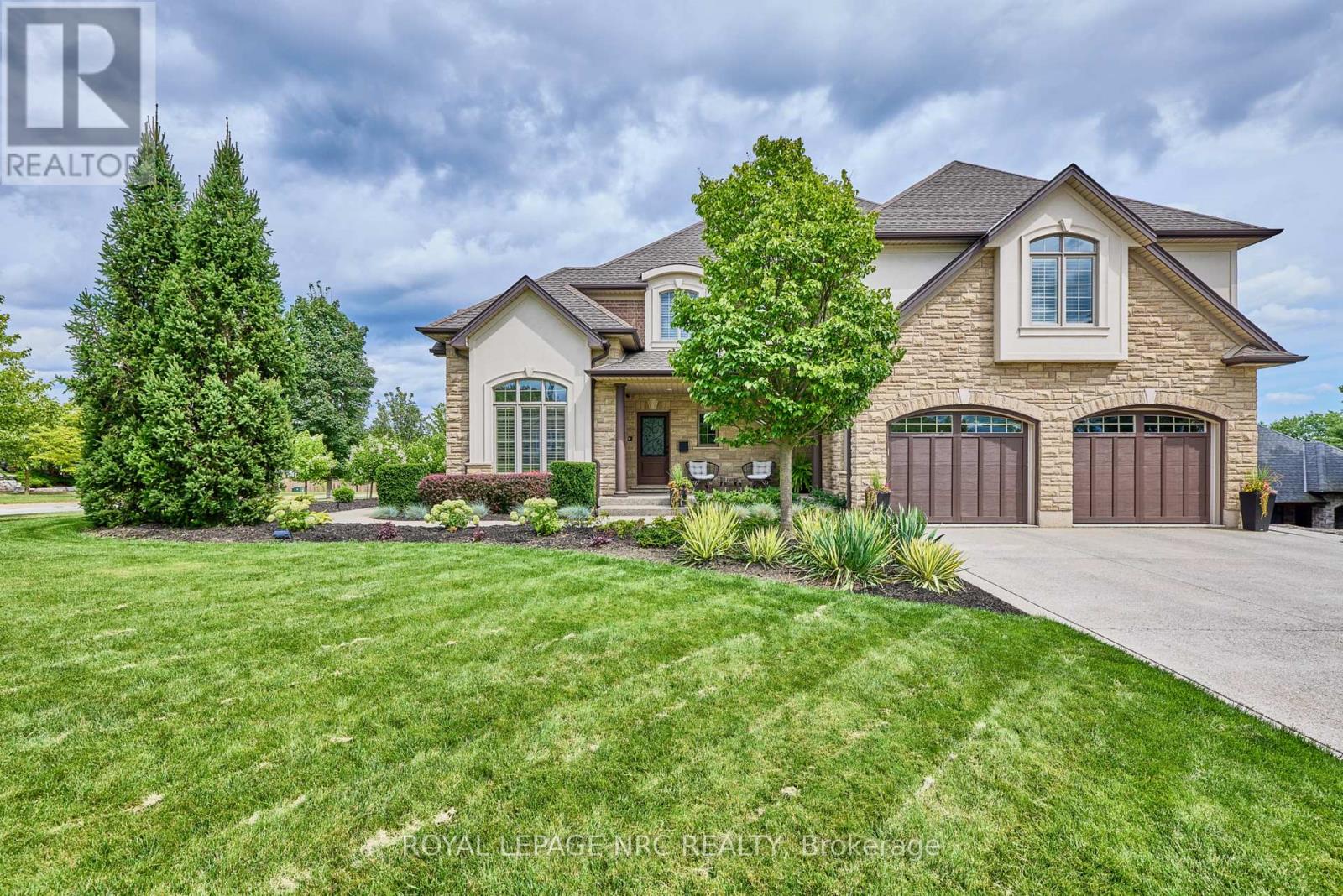 34 MARLENE STEWART DRIVE, Pelham, Ontario