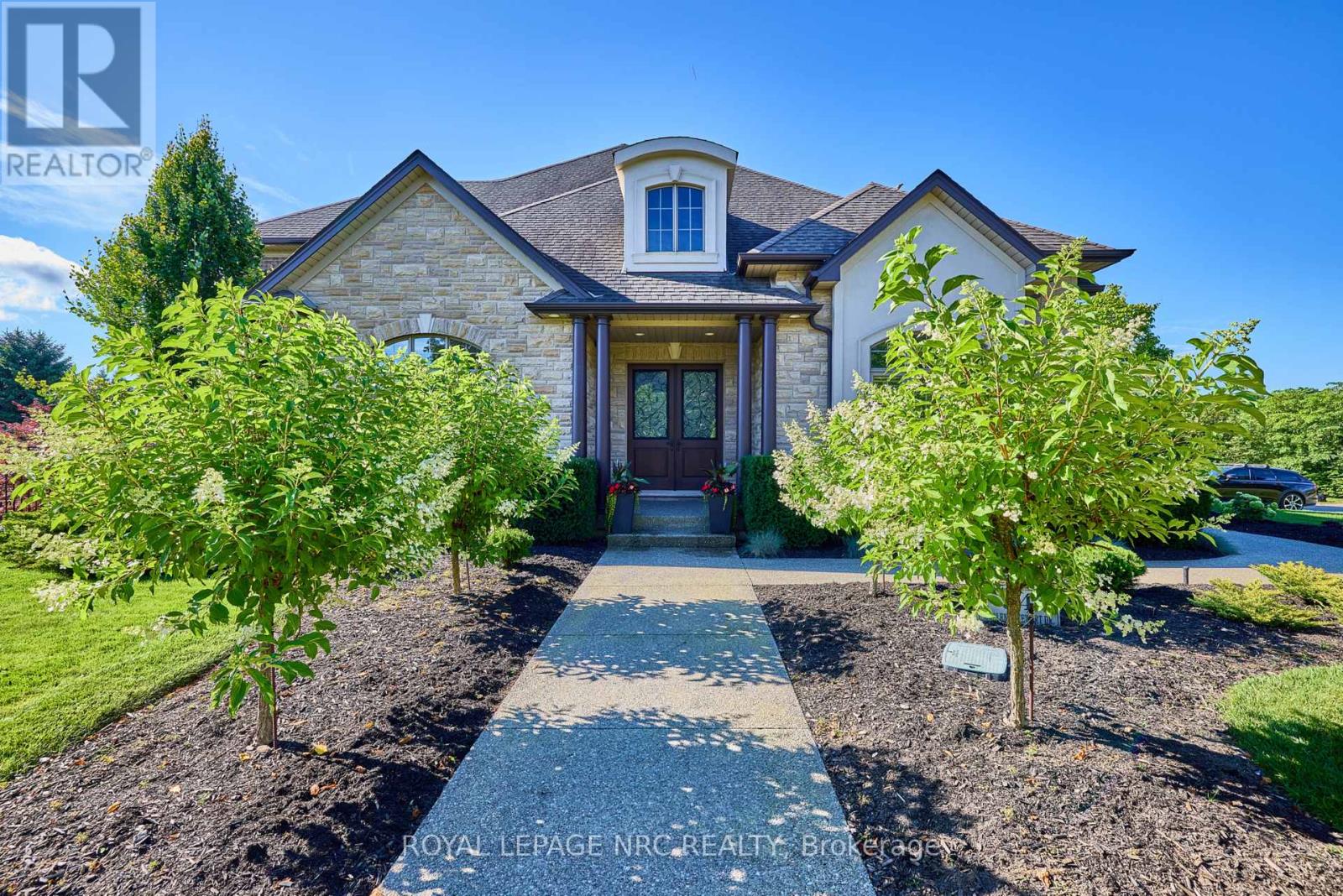 34 Marlene Stewart Drive, Pelham, Ontario  L3E 0S3 - Photo 2 - X13772998