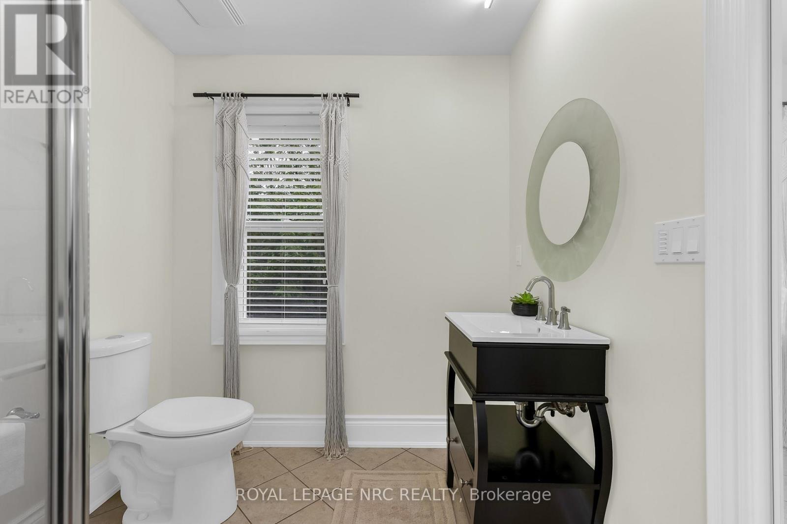 1239 Pelham Street, Pelham, Ontario  L3E 0P5 - Photo 20 - X13773008