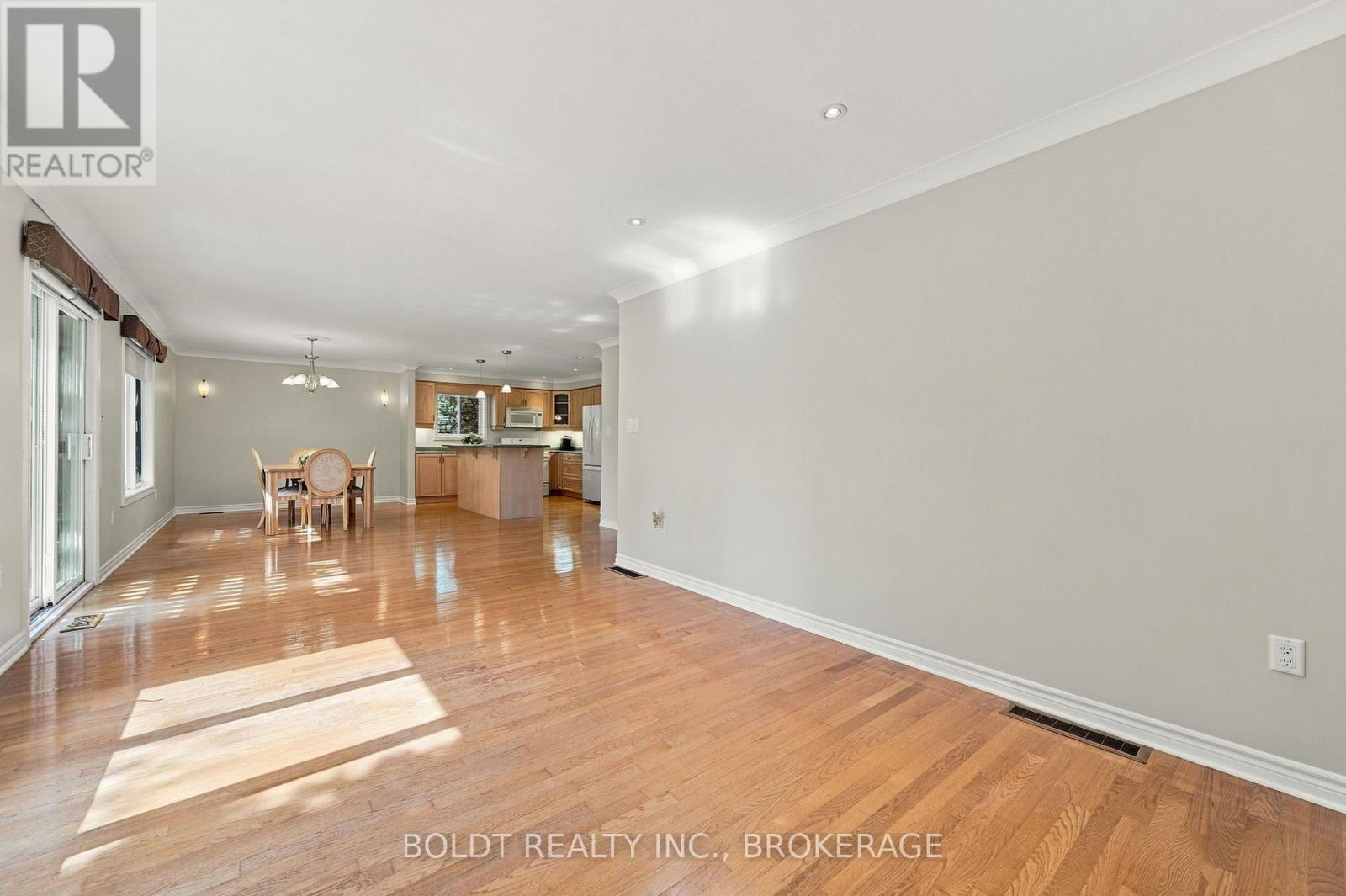 255 Sullivan Avenue, Thorold, Ontario  L2V 5G2 - Photo 13 - X13773044
