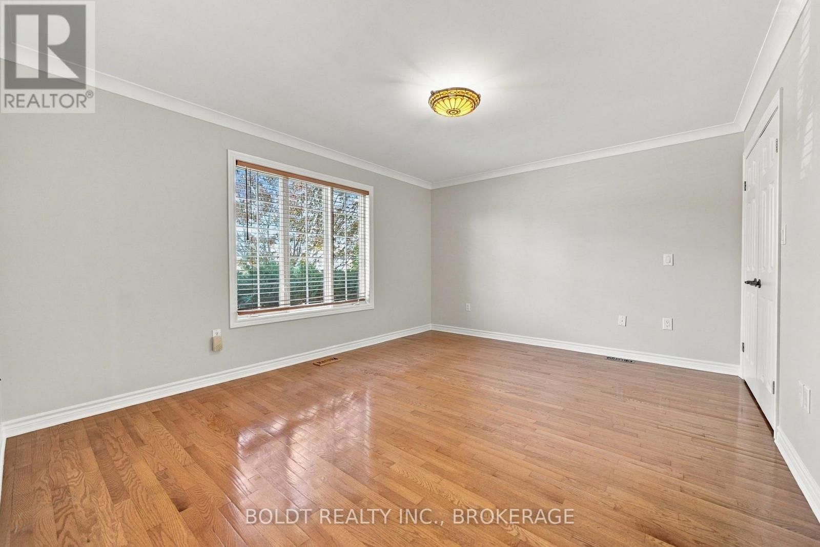 255 Sullivan Avenue, Thorold, Ontario  L2V 5G2 - Photo 20 - X13773044