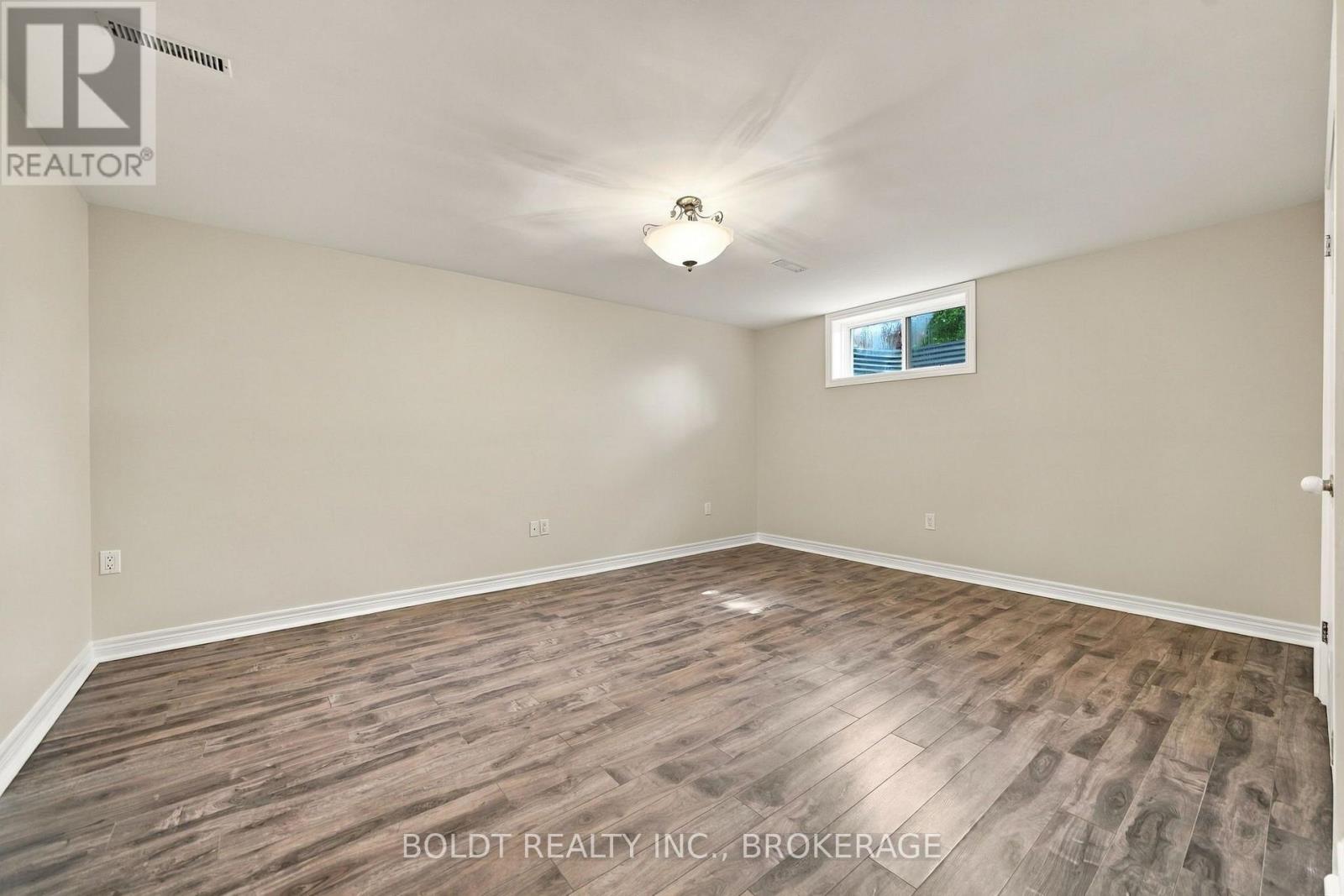 255 Sullivan Avenue, Thorold, Ontario  L2V 5G2 - Photo 30 - X13773044