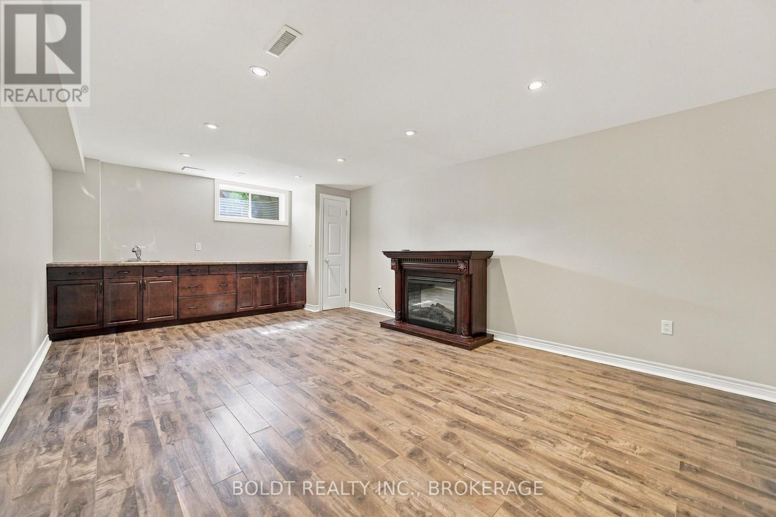 255 Sullivan Avenue, Thorold, Ontario  L2V 5G2 - Photo 32 - X13773044