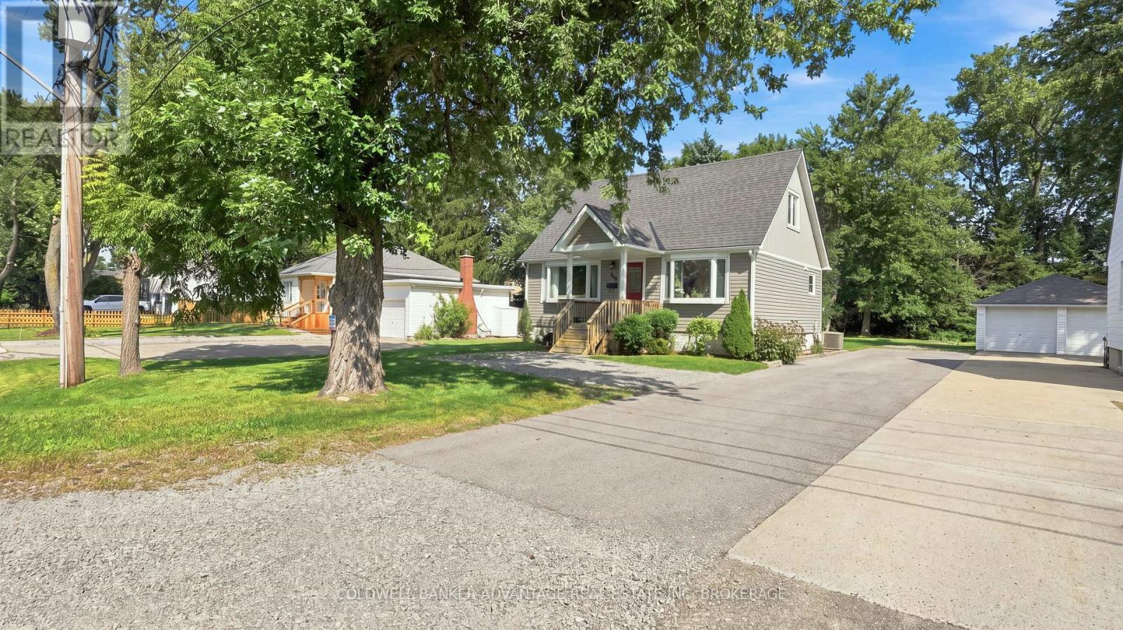 754 South Pelham Road, Welland, Ontario  L3C 3C8 - Photo 3 - X13773616