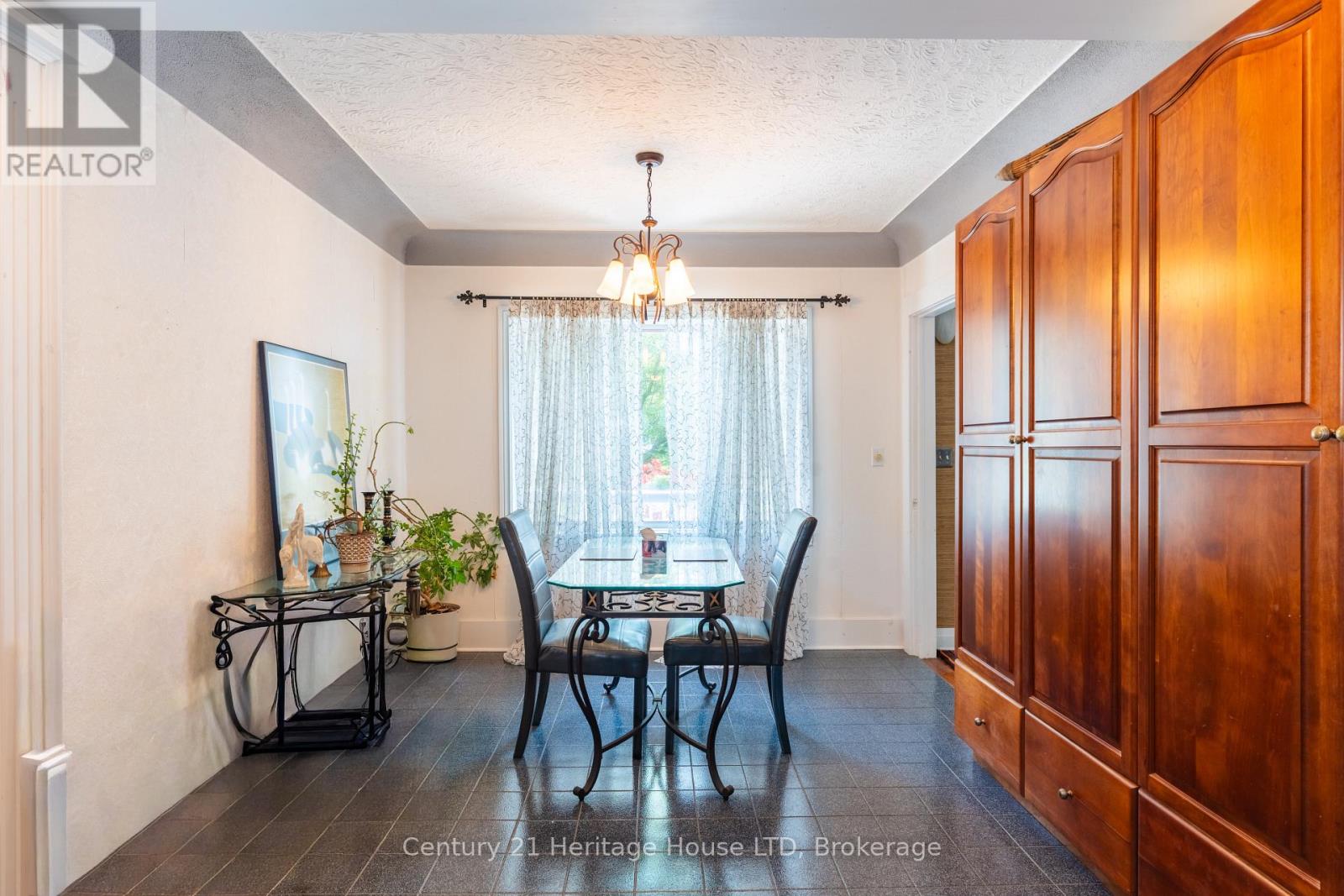 155 Wilton Avenue, Welland, Ontario  L3C 2A3 - Photo 17 - X13773630