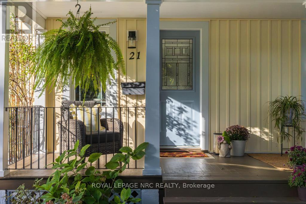21 Johnston Street, St. Catharines, Ontario  L2N 5K7 - Photo 4 - X13773774