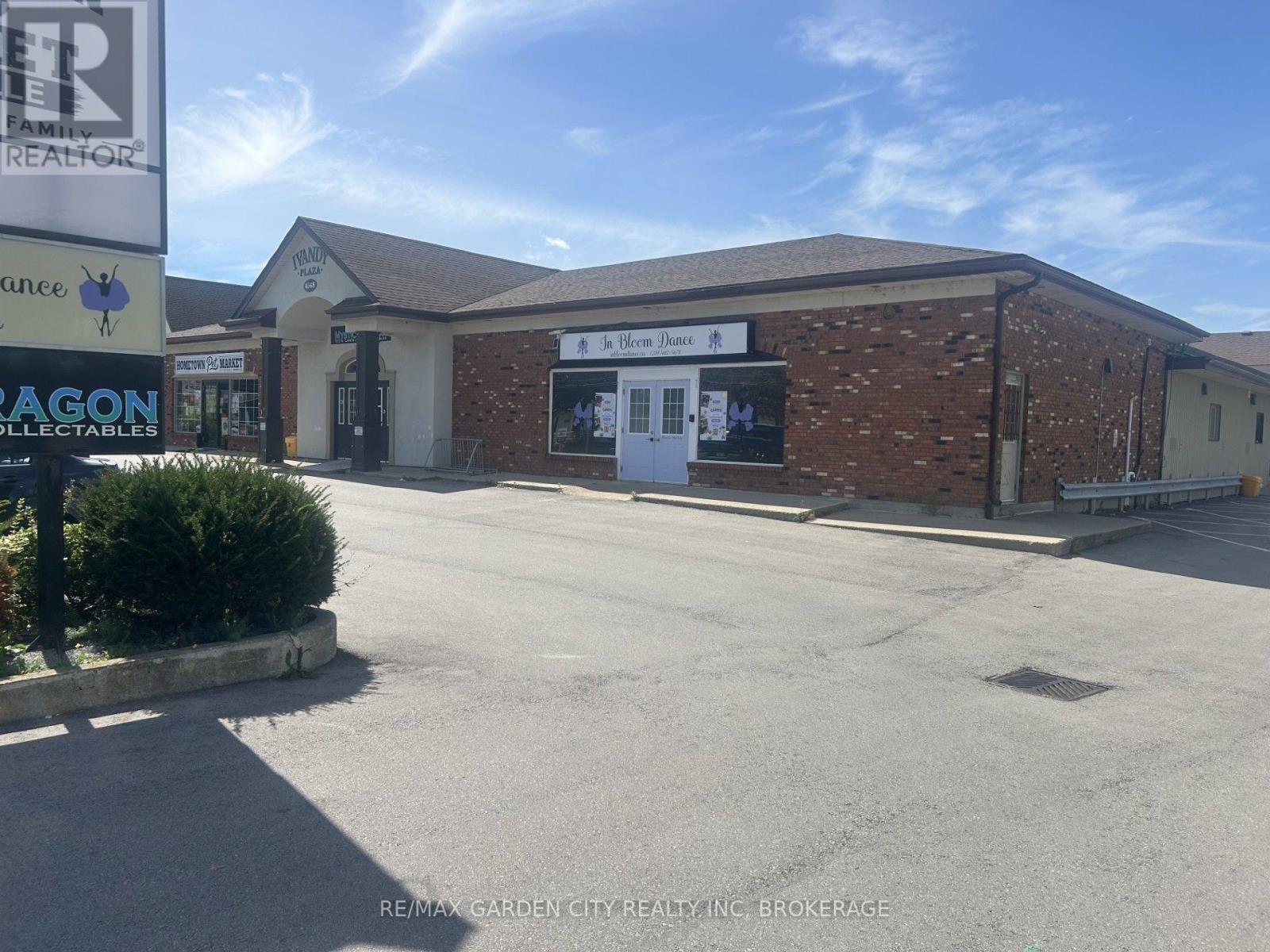 4548 ONTARIO STREET, Lincoln, Ontario
