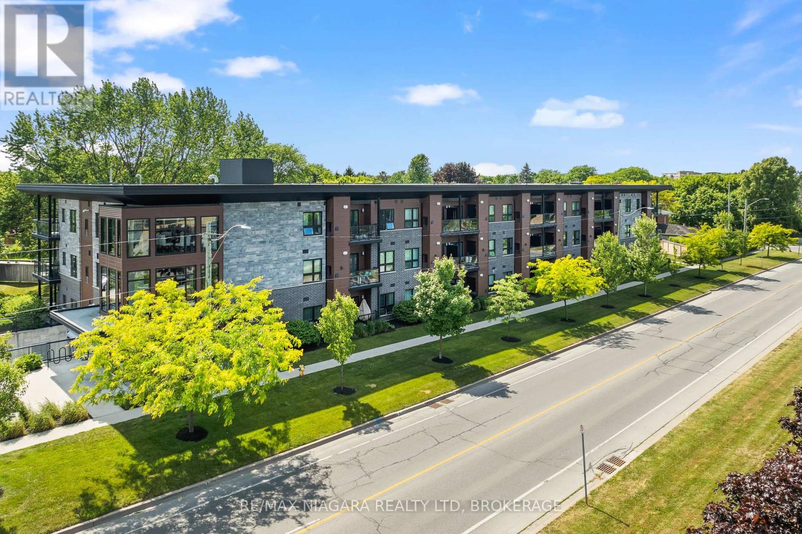 203 - 212 LAKEPORT ROAD, St. Catharines, Ontario