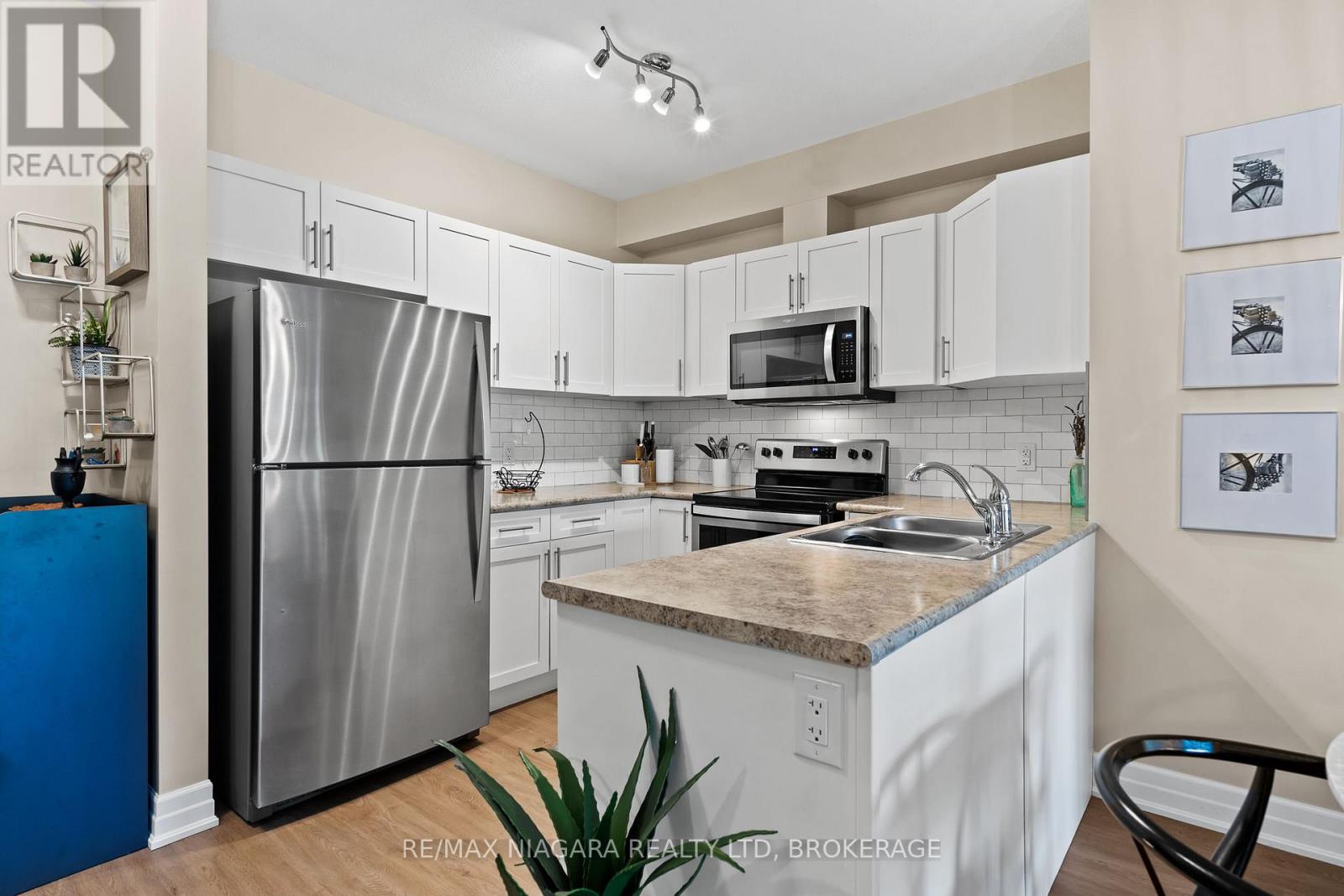 203 - 212 Lakeport Road, St. Catharines, Ontario  L2N 4R5 - Photo 8 - X13774160