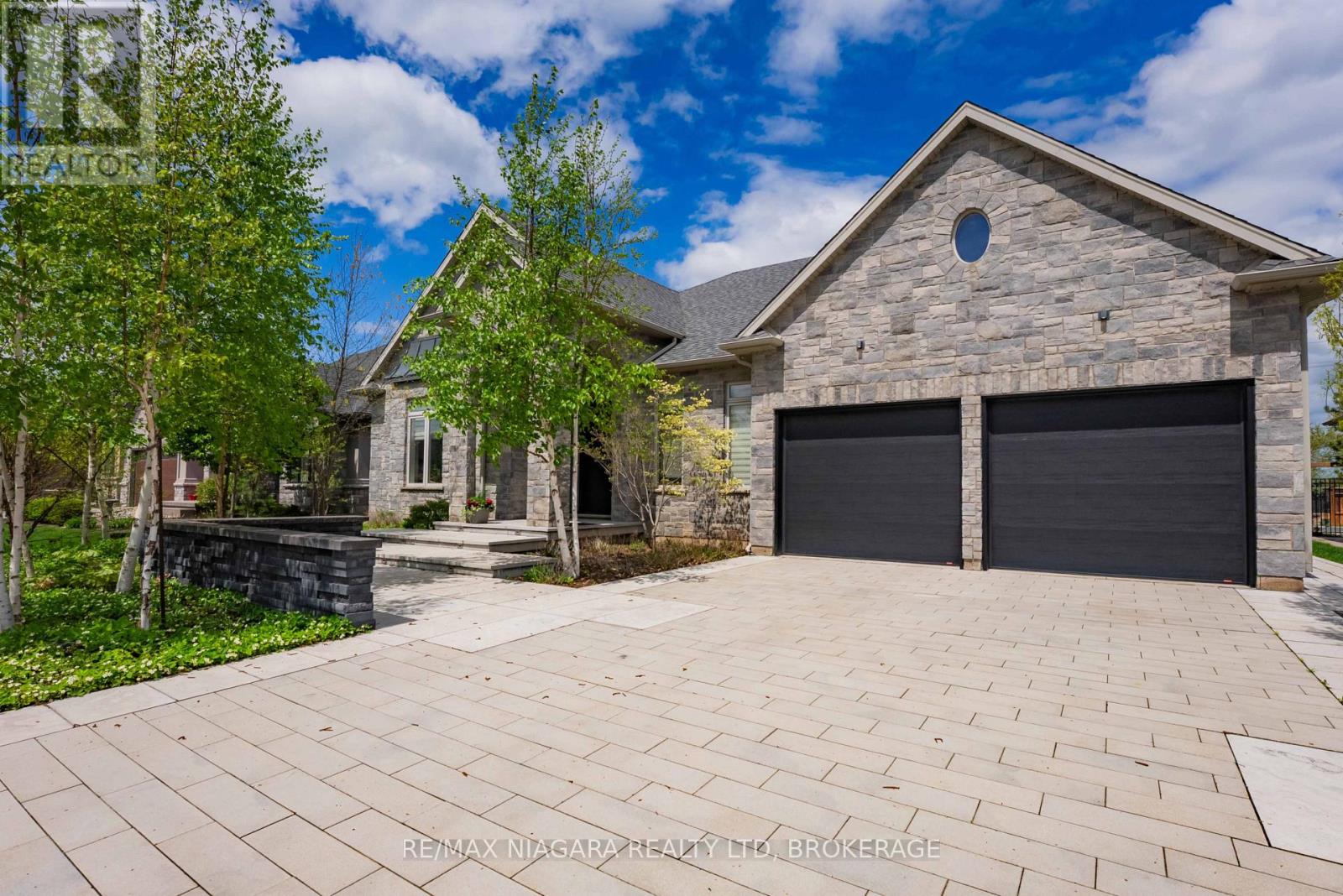 14 ANGELS DRIVE, Niagara-on-the-Lake, Ontario