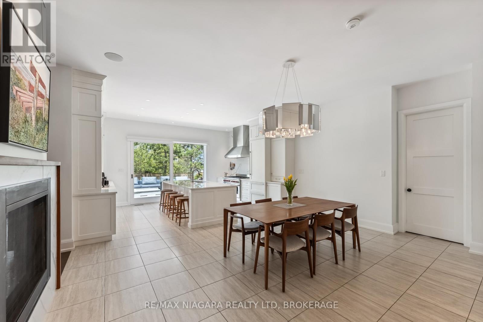 14 Angels Drive, Niagara-On-The-Lake, Ontario  L0S 1J1 - Photo 10 - X13774174