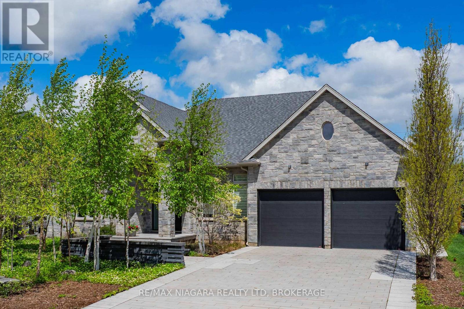 14 Angels Drive, Niagara-On-The-Lake, Ontario  L0S 1J1 - Photo 2 - X13774174