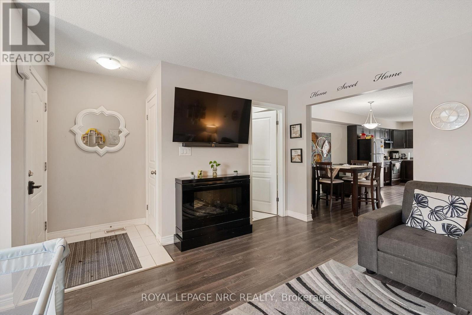 6 - 6118 Kelsey Crescent, Niagara Falls, Ontario  L2H 0M6 - Photo 3 - X13774546