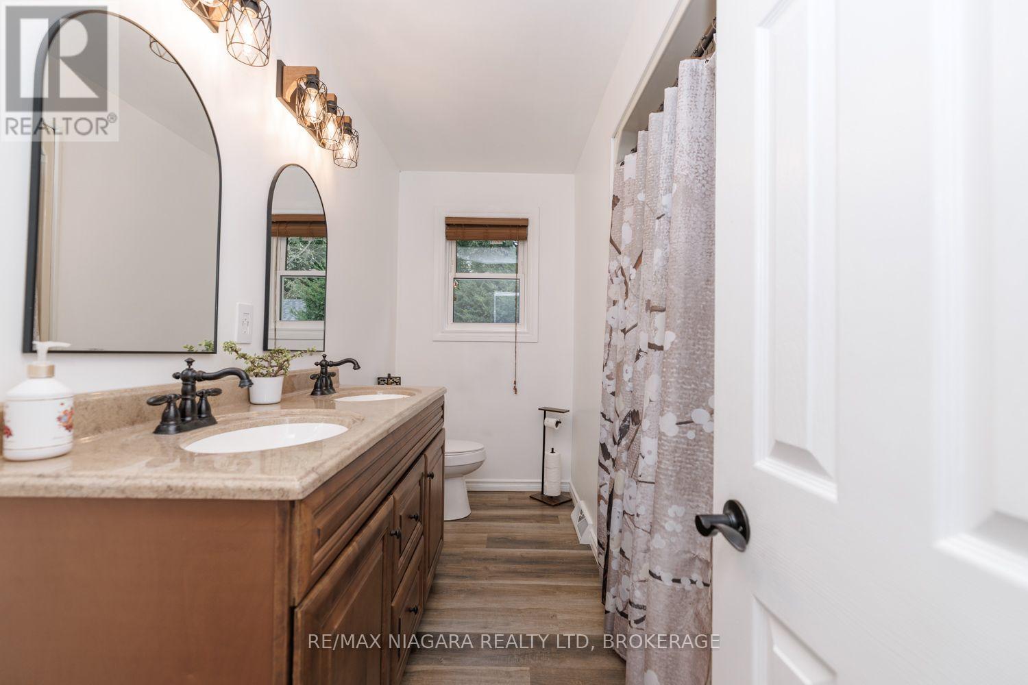 42 Strathcona Drive S, Pelham, Ontario  L0S 1E0 - Photo 25 - X13774838