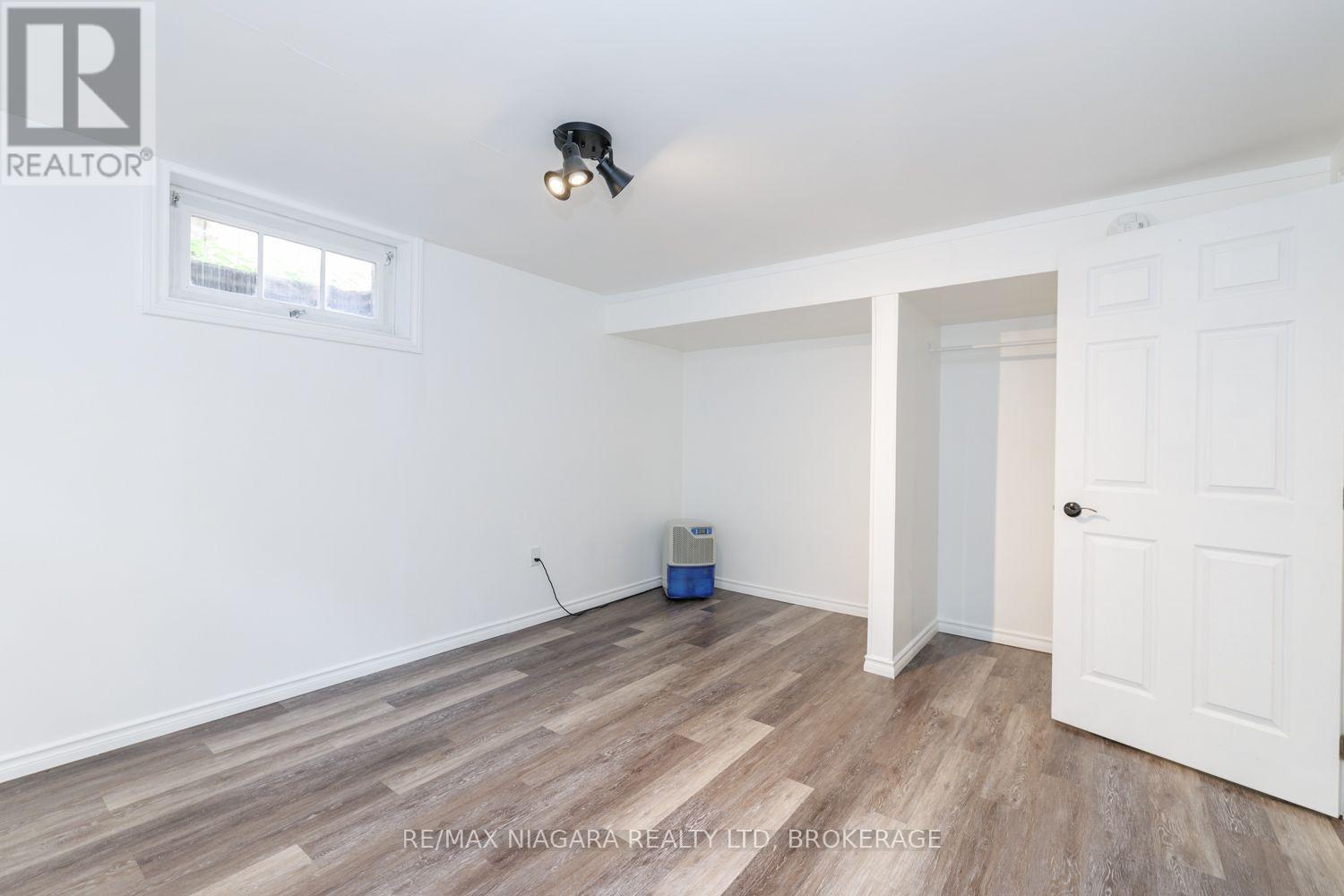 42 Strathcona Drive S, Pelham, Ontario  L0S 1E0 - Photo 31 - X13774838