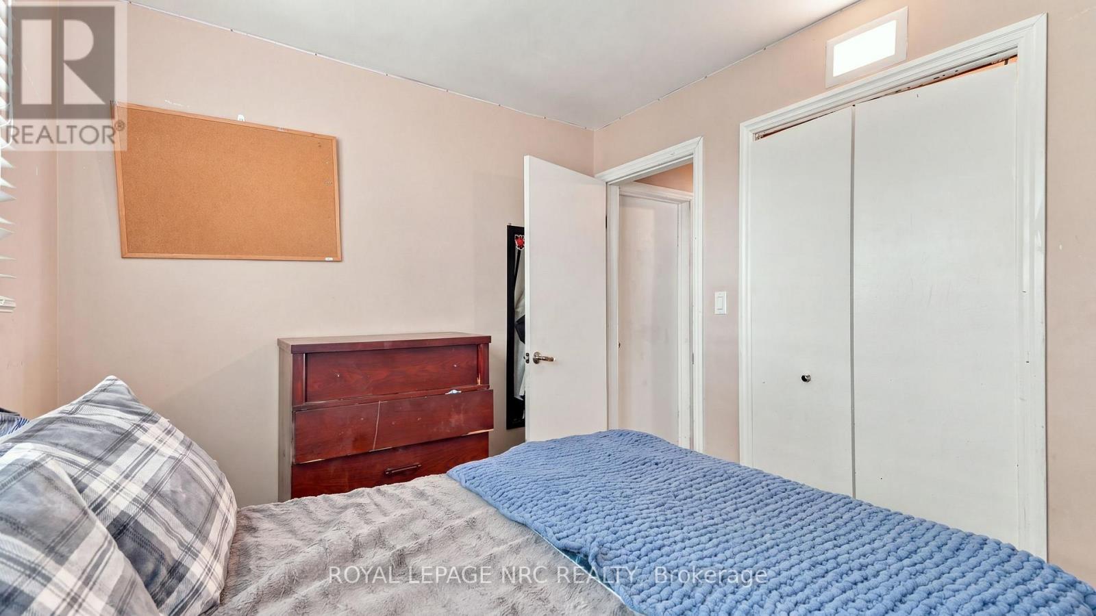 25 Sherwood Forest Trail, Welland, Ontario  L3C 5X7 - Photo 24 - X13775382