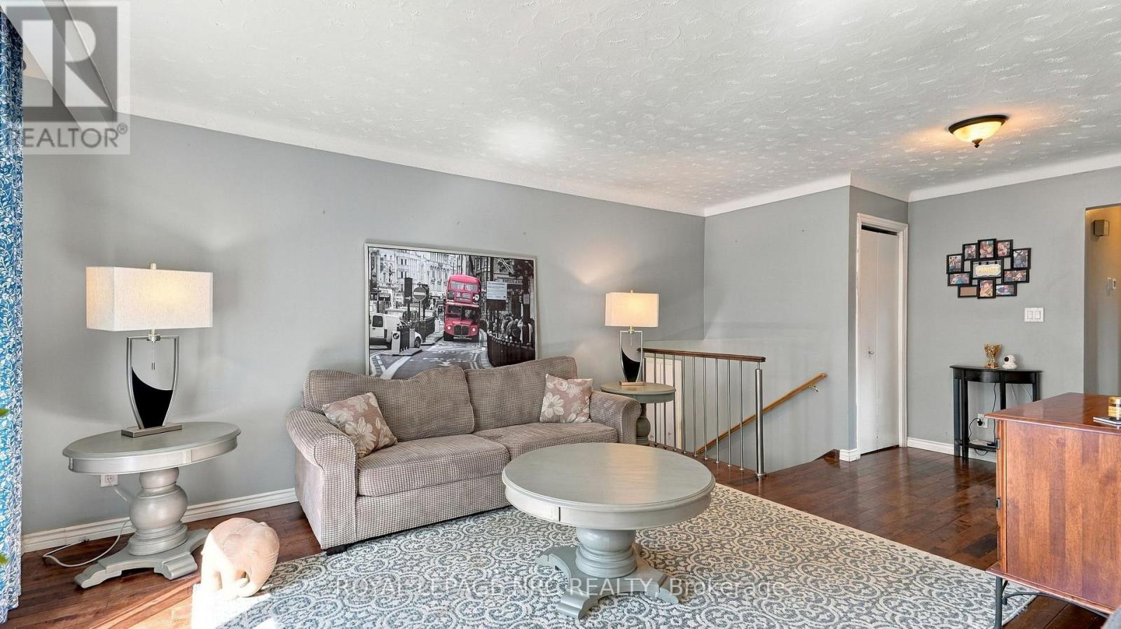 25 Sherwood Forest Trail, Welland, Ontario  L3C 5X7 - Photo 8 - X13775382