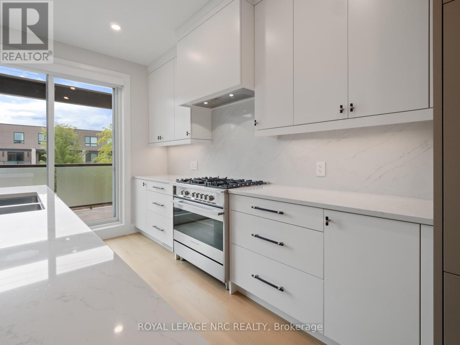 100 Moody Street, Pelham, Ontario  L3E 0B3 - Photo 23 - X13776516