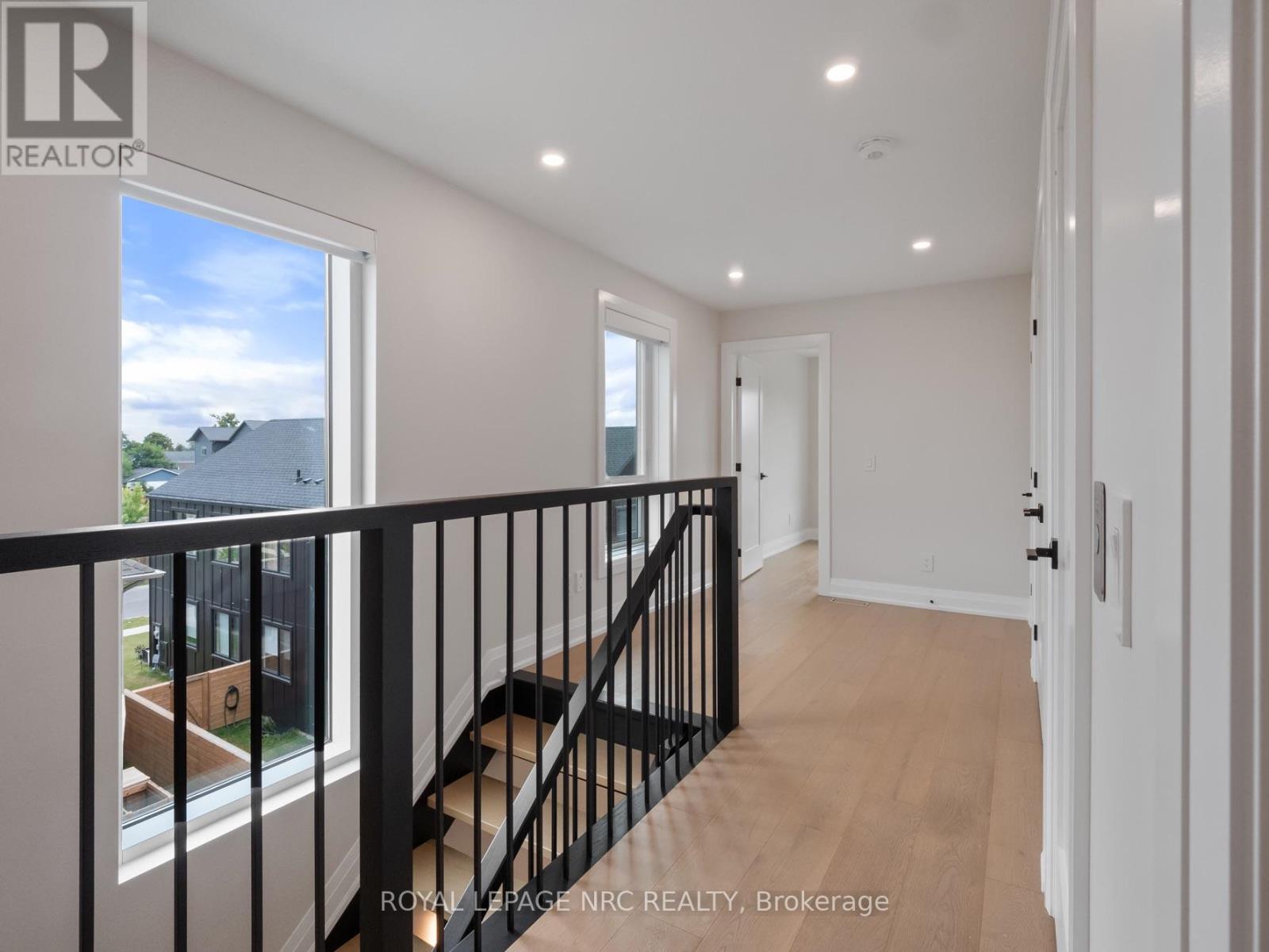 100 Moody Street, Pelham, Ontario  L3E 0B3 - Photo 36 - X13776516