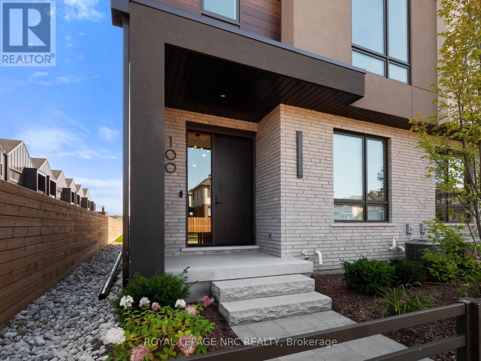 100 Moody Street, Pelham, Ontario  L3E 0B3 - Photo 7 - X13776516
