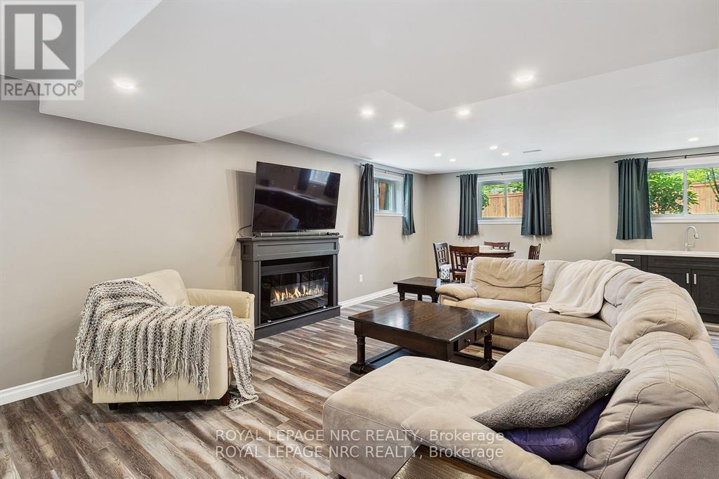 5240 Marcel Crescent, Niagara Falls, Ontario  L2E 7M5 - Photo 38 - X13776838