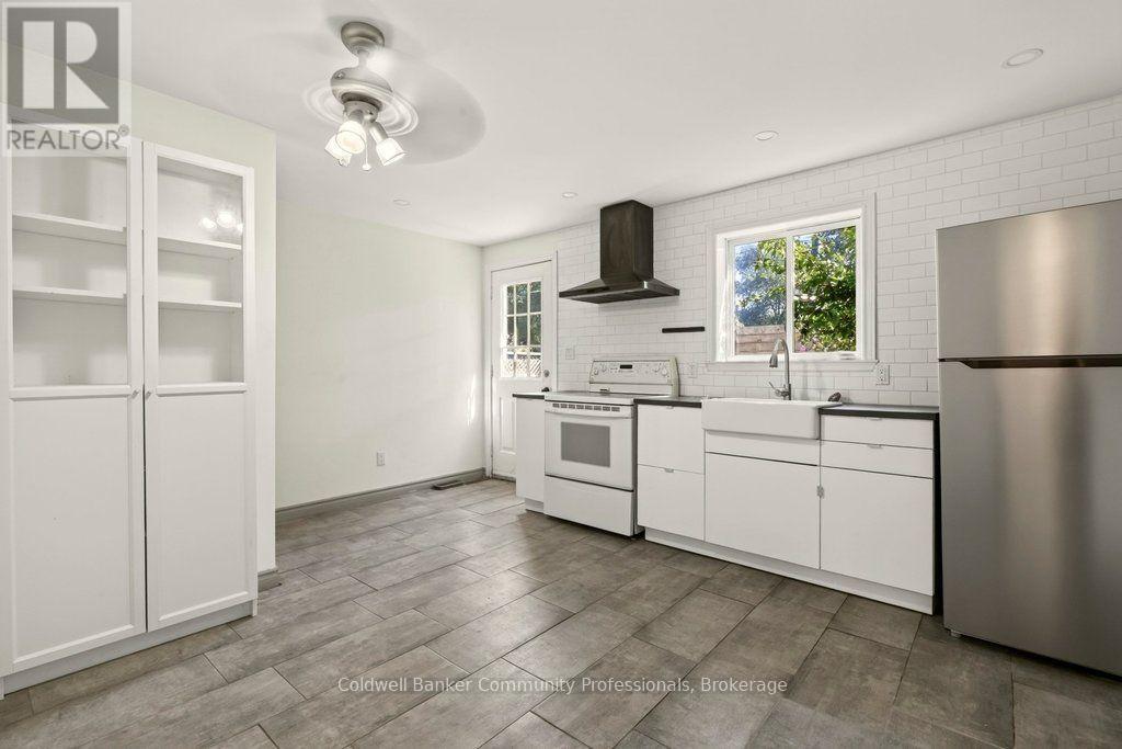 146 Barnesdale Avenue N, Hamilton, Ontario  L8L 6T2 - Photo 13 - X13776894